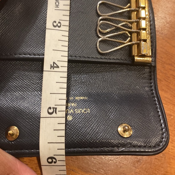 Louis Vuitton navy four key holder, leather, and canvas LV  classic monogram - Picture 11 of 11